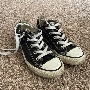 Black Converse